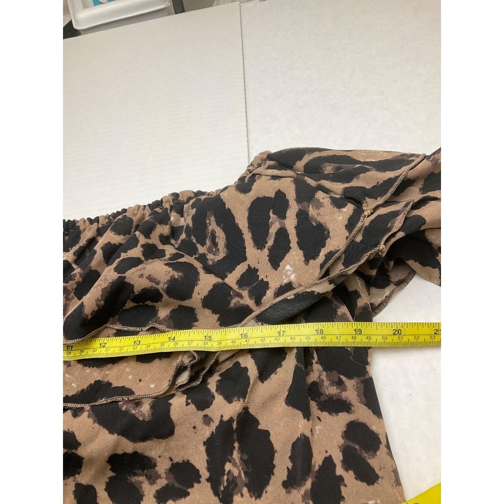 Viv's Women's Size L Off Shoulder Brown Animal Print Flounce Top - Picture 4 of 7